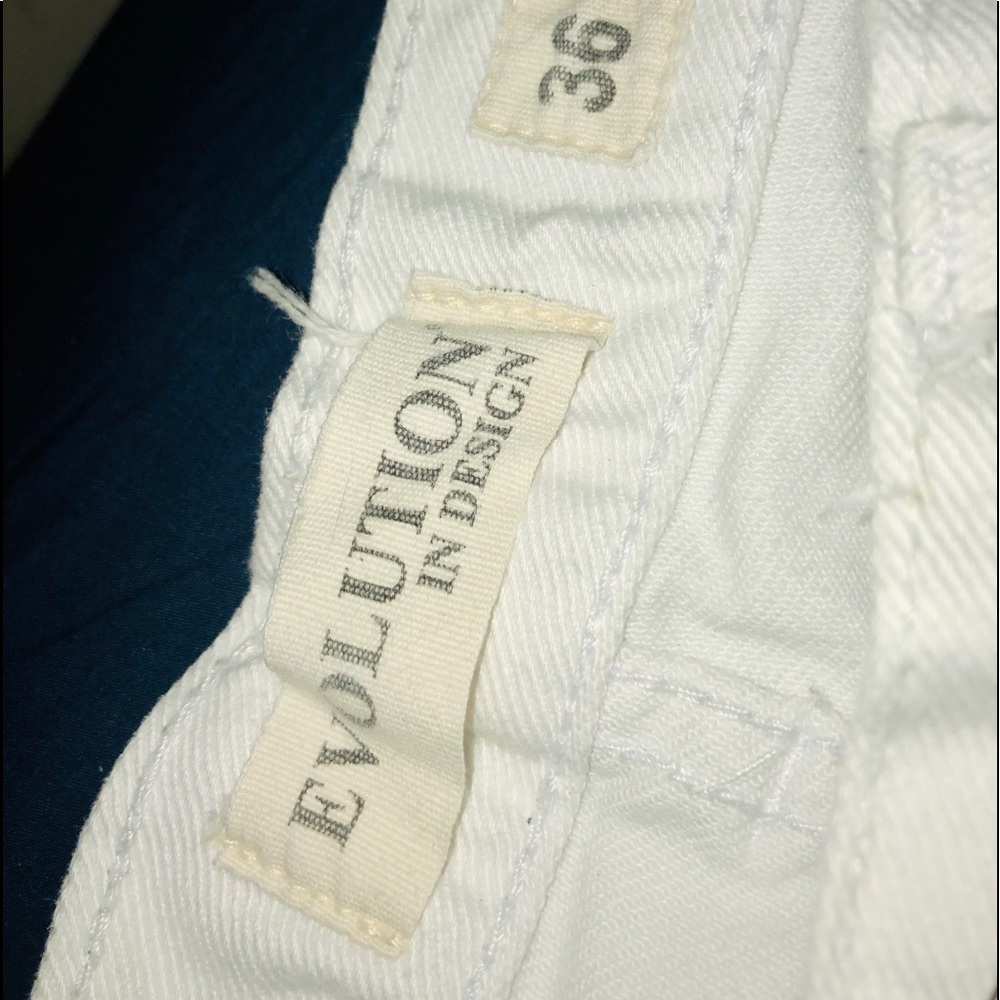 White- Evolution In Design jeans - Picture 10 of 10